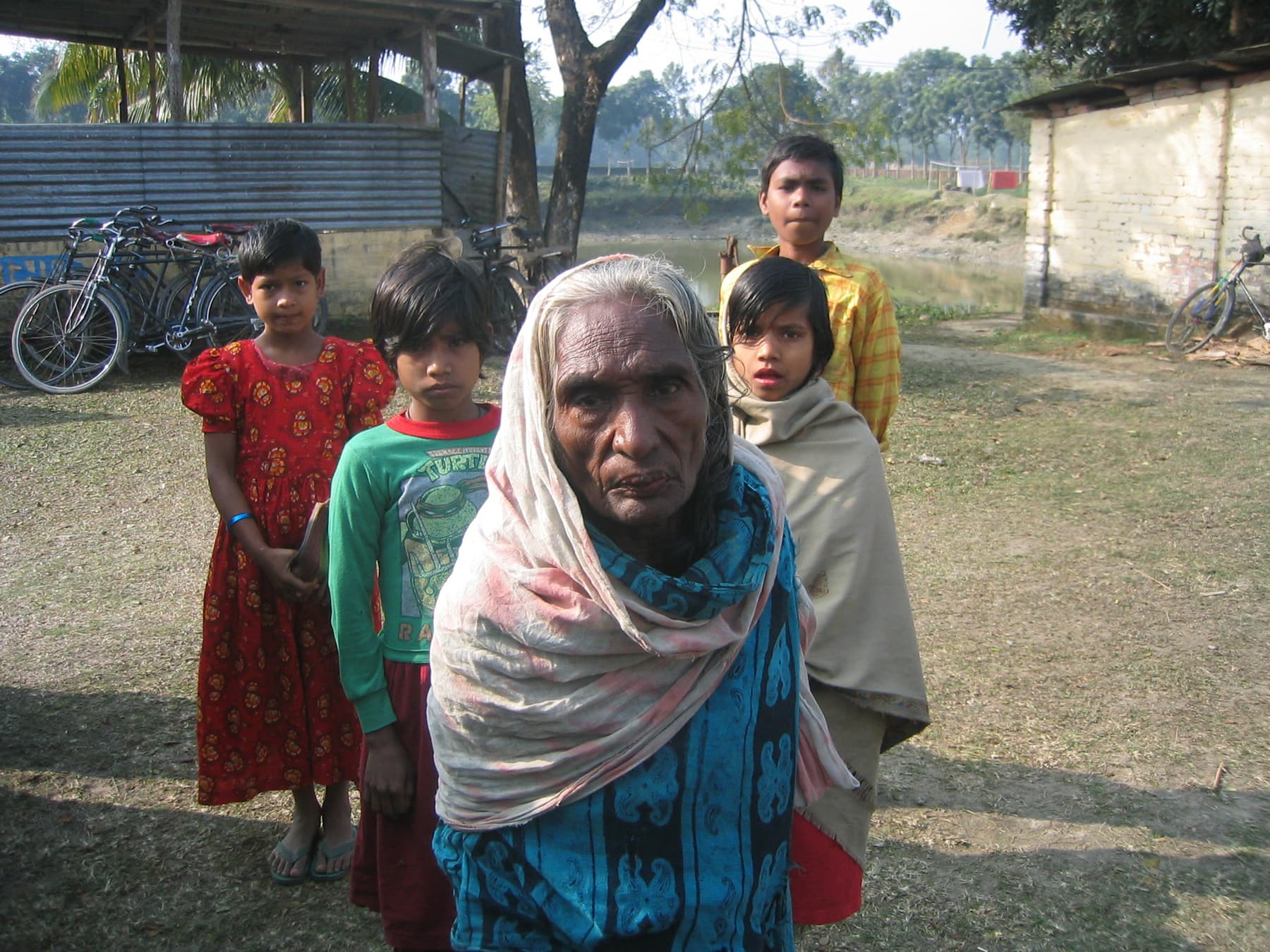 Recipients of qurbani meat parcels during the annual seasonal food distribution programme. Bangladesh, 2004.